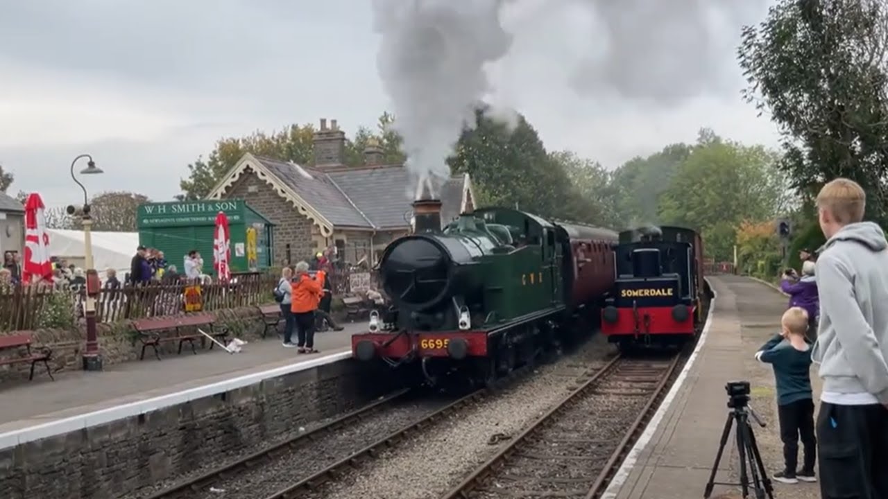 Trains at Avon Valley Railway 27/9/25