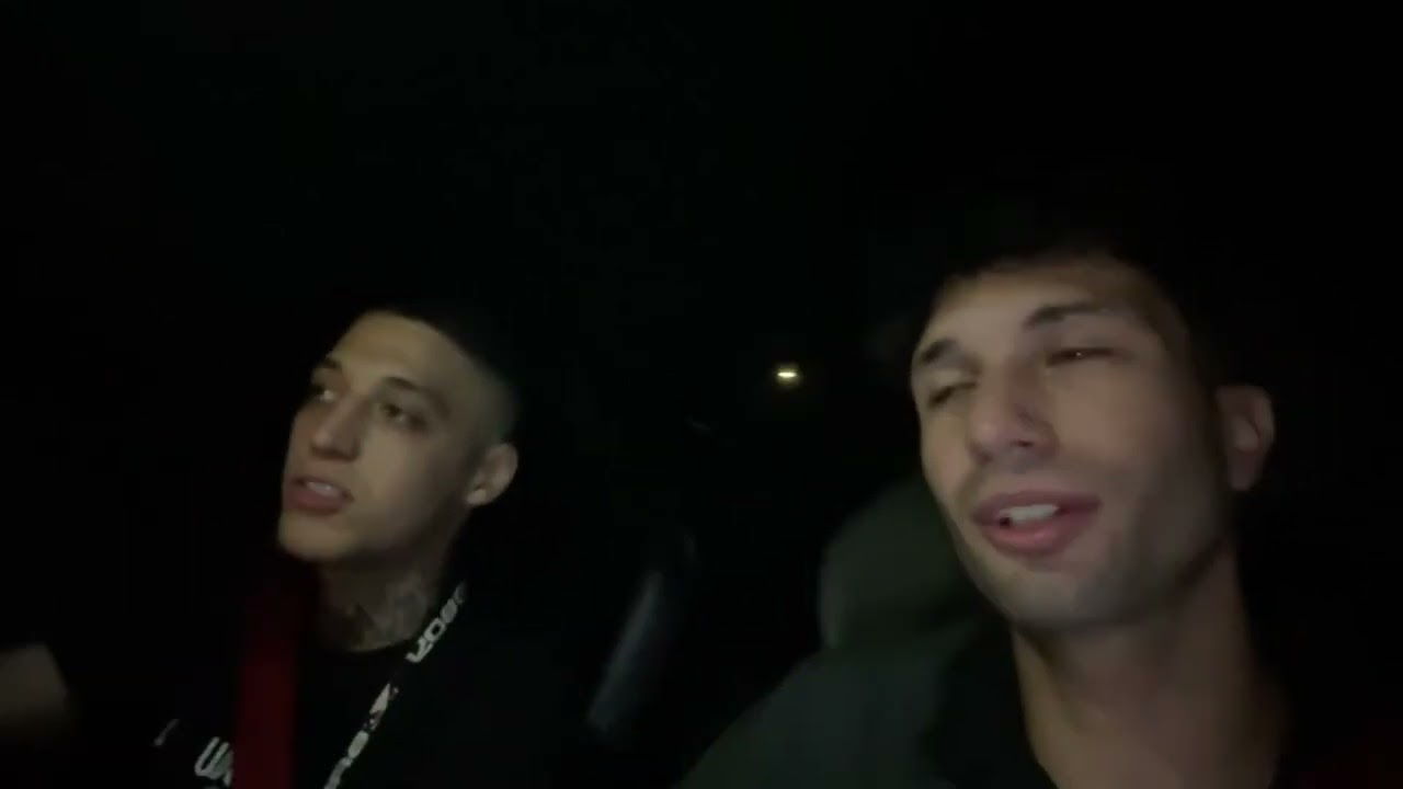 ΤΡΑΝΝΟΣ ΔΙΝΕΙ ΠΟΛΥ ΣΟΣ ΓΙΑ ΤΗΝ ΜΟΥΣΙΚΗ ΣΚΗΝΗ + ΤΡΑΝΝΟΣ ΦΑΝ ΑΕΡΑΚΗ?!