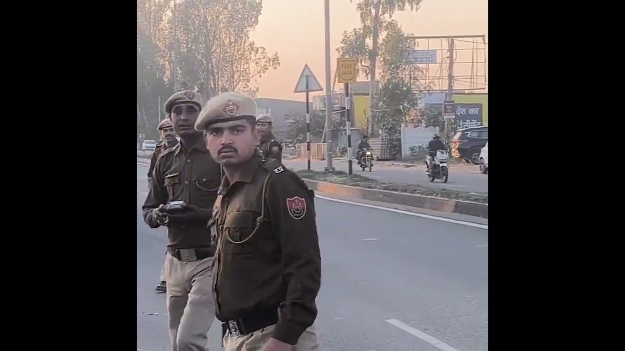 साहा चौंक पर ट्रैफिक पुलिस ने की बड़ी कारवाई कई वाहनों के काटे चालान।