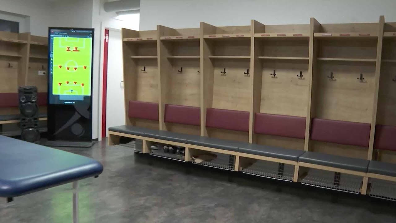 &bdquo;Schmuckk&auml;stchen&ldquo;: 2. Klasse-Verein mit Champions-League Kabinen