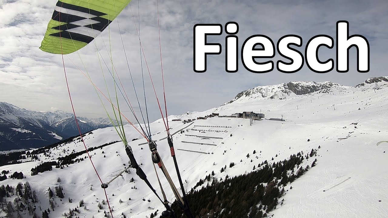 Paragliding Fiesch - Fun Day in the Snow
