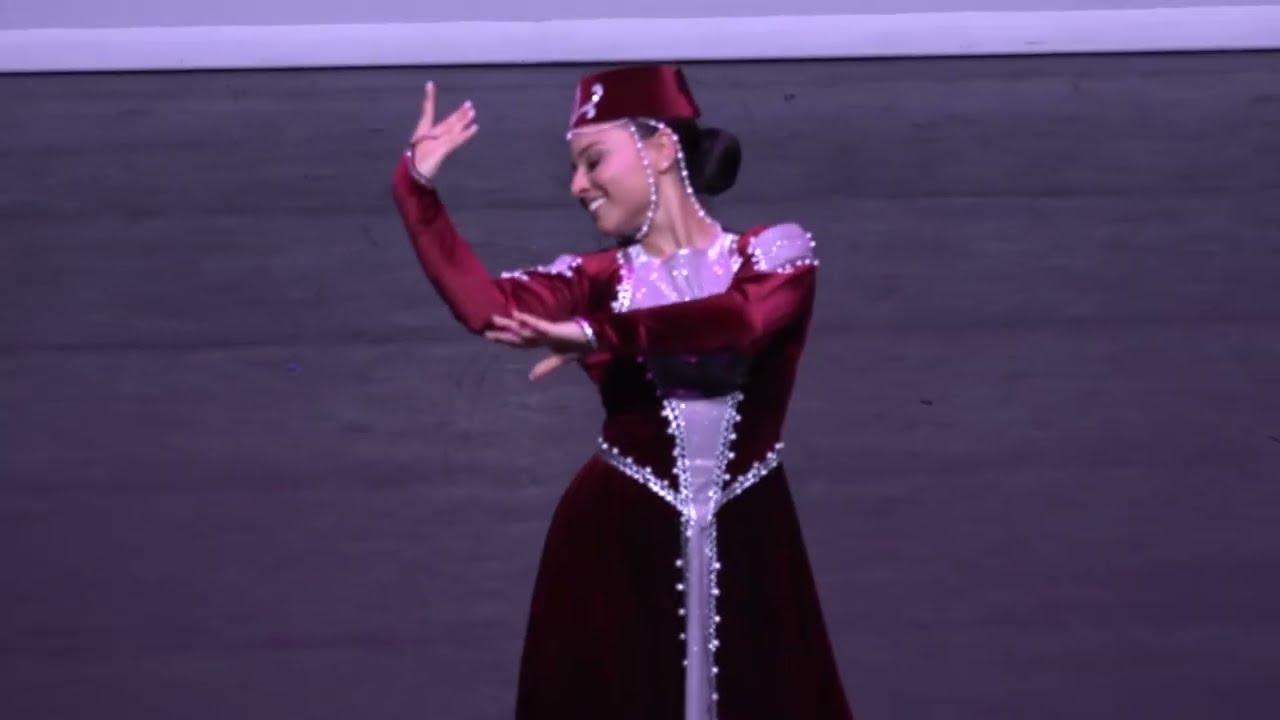 Baleni | Hamazkaine Armenian Sydney Dance Ensemble