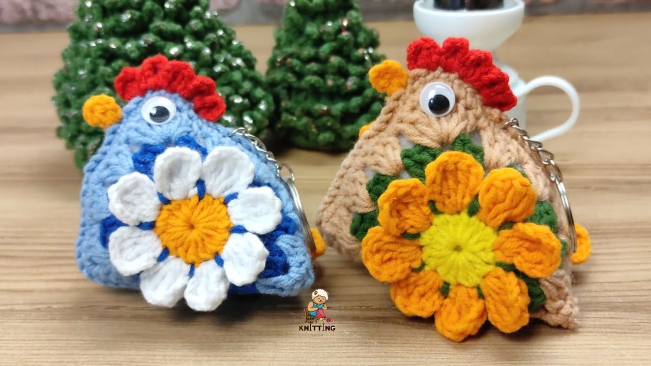 It's a great idea to make a chubby chicken from 2 crochet motifs