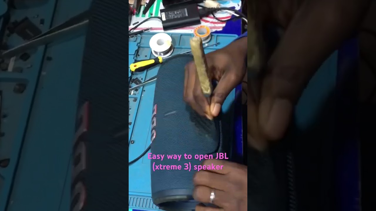 Easy way to open JBL (xtreme 3) speaker
