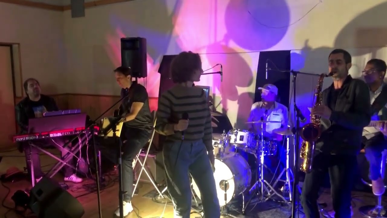 Cliff Lisette and Friends, live pour Is'nt she lovely