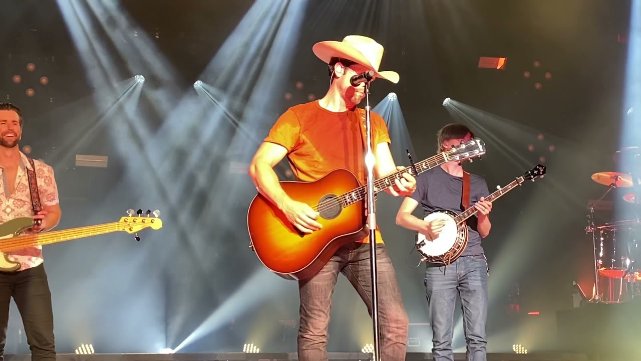 Dustin Lynch - She Wants a Cowboy/Feathered Indians cover 6/12/21