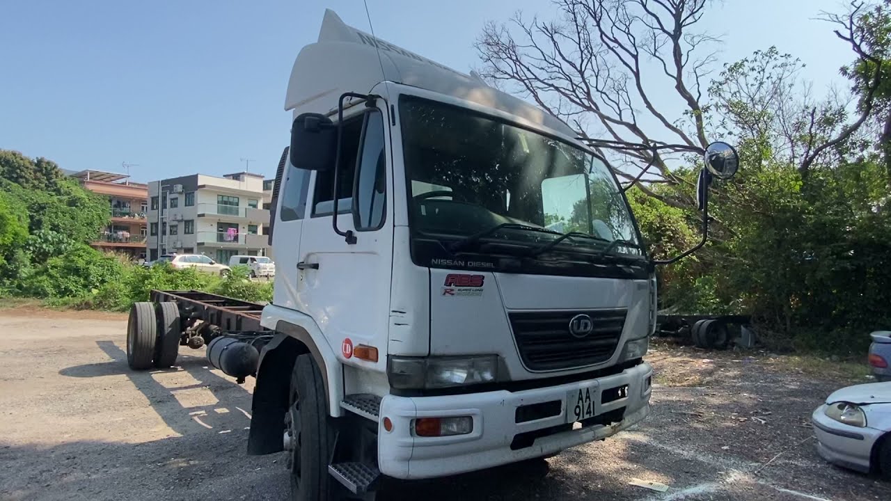 NISSAN UD PKC37BR