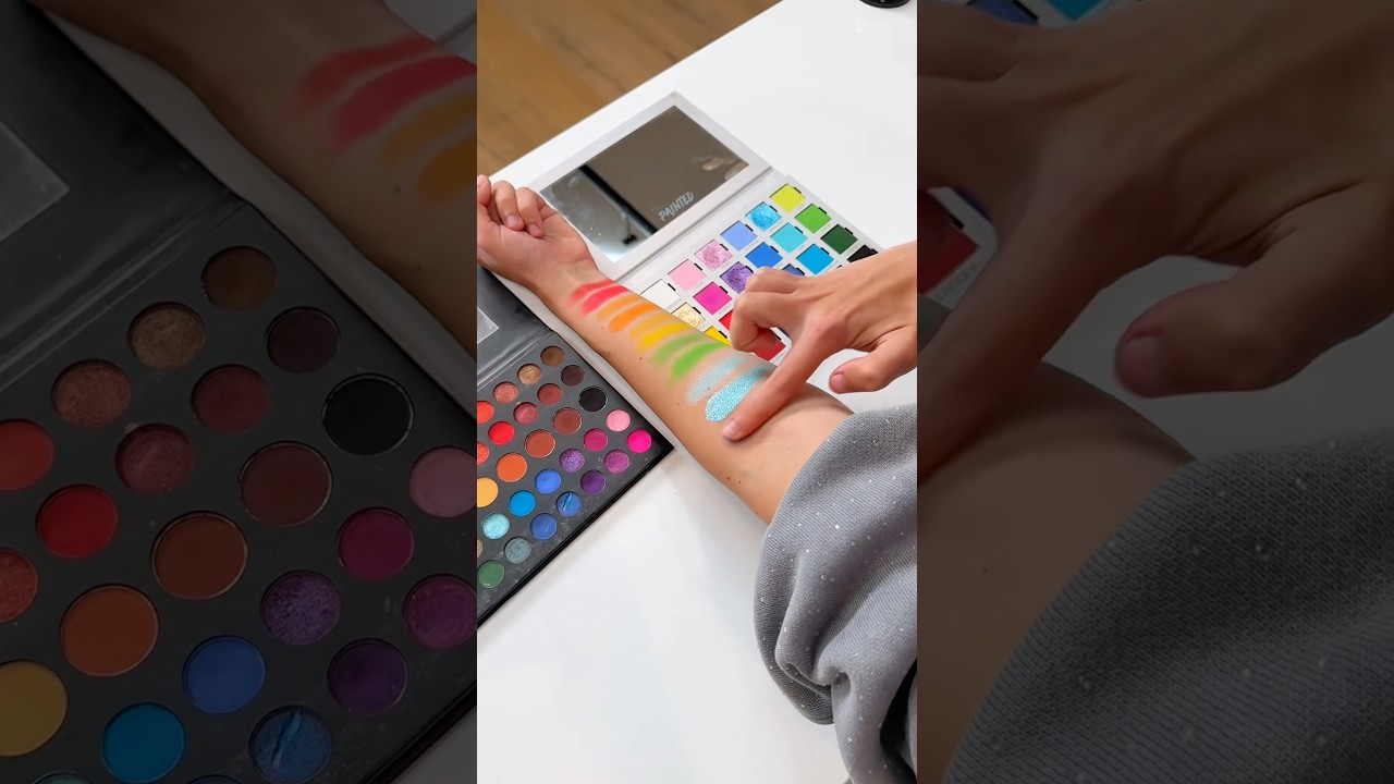Палитра James Charles Swatches Painted Artistry | История в Instagram