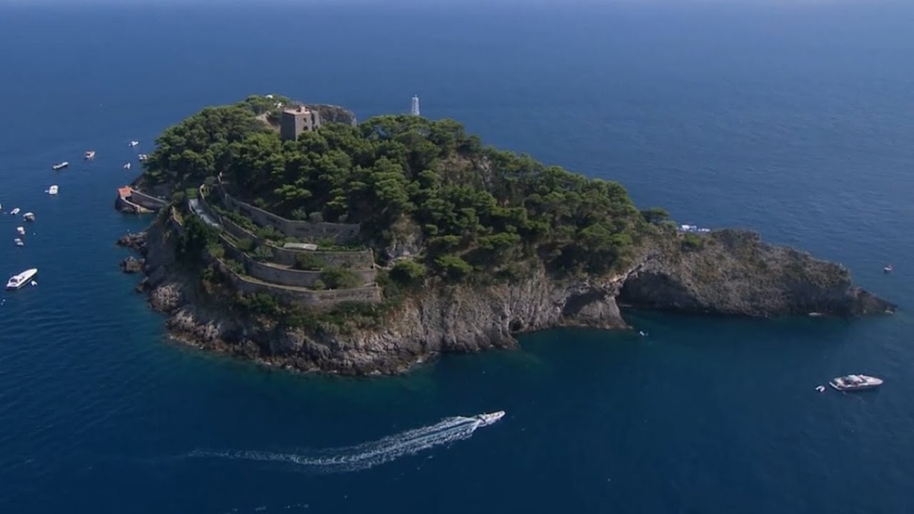 Il Gallo Lungo Adası