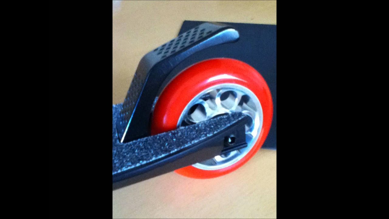 Madd gear pro signature edition Red