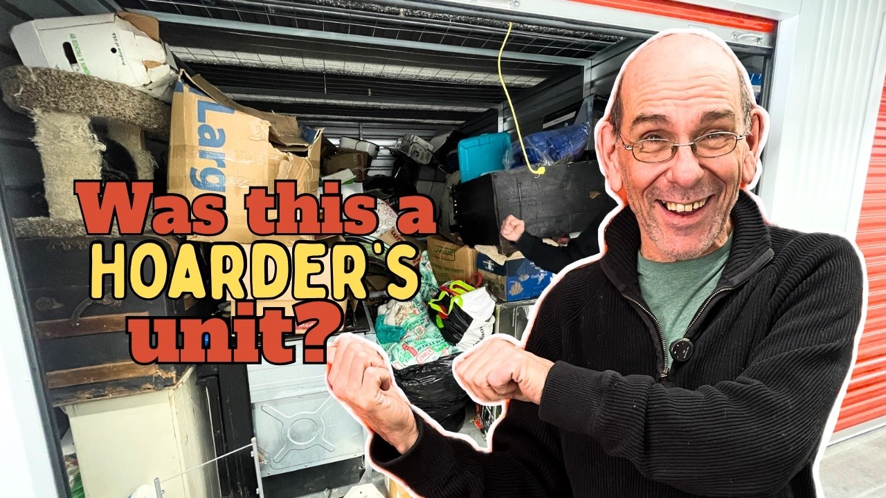 Was this a hoarder's unit? |Storage Unit Unboxing For Resale