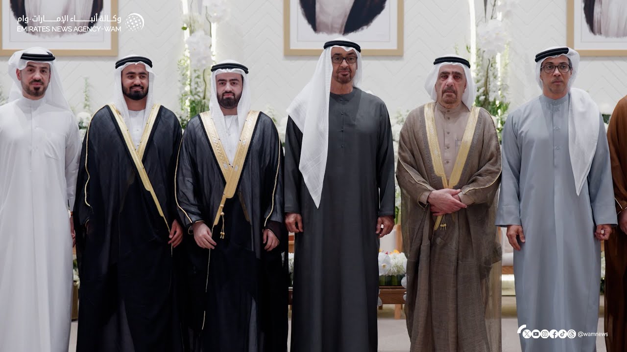 رئيس الدولة يحضر حفل زفاف نجلي فيصل البناي