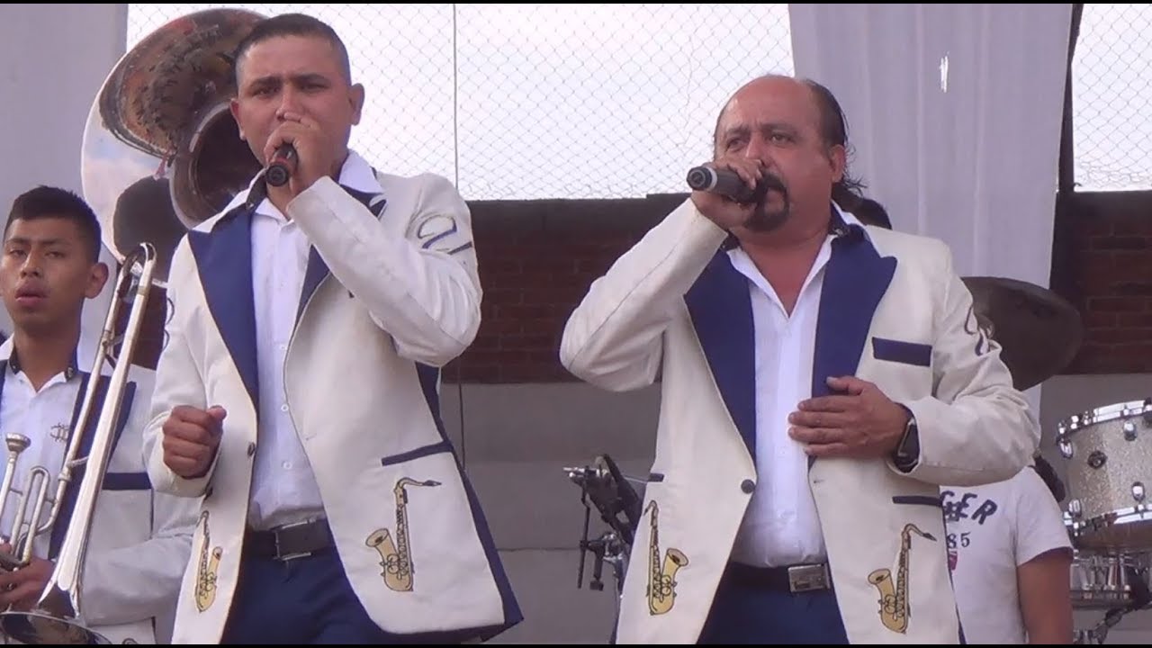 BANDA UNIVERSO DE SAN ANGEL En Vivo Desde San Pedro Pareo Michoacan 04/01/2018