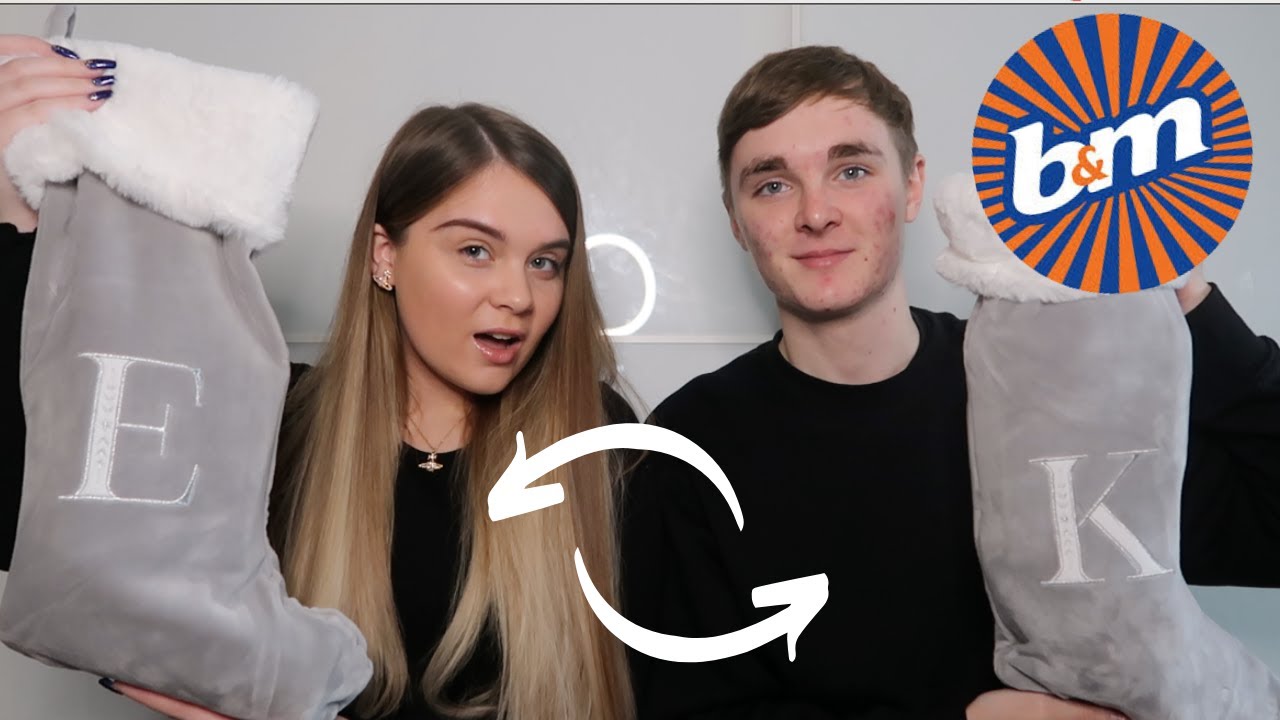 £30 B&M STOCKING FILLER CHALLENGE *GIFT SWAP* - VLOGMAS DAY 8 !!