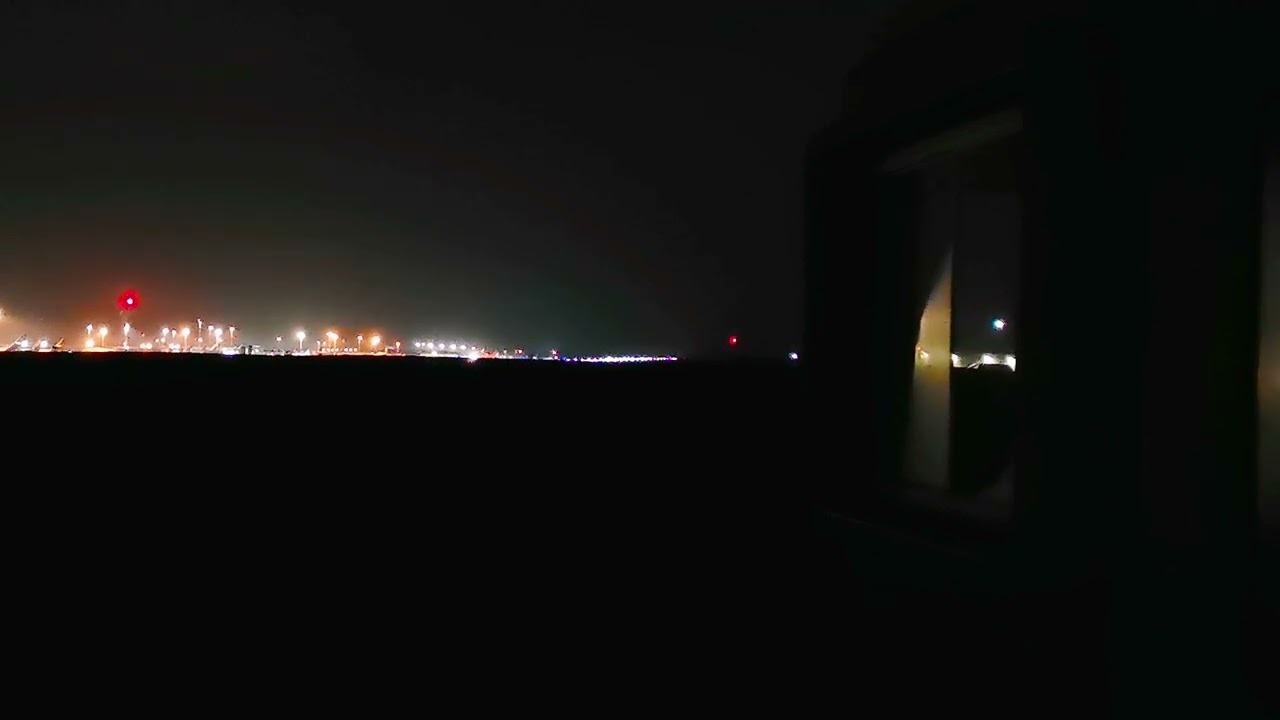 EMA Freight Night:Boeing 737-4Y0SF G-JMCS 31 Years Old Take Off #airplane #planespotting #plane
