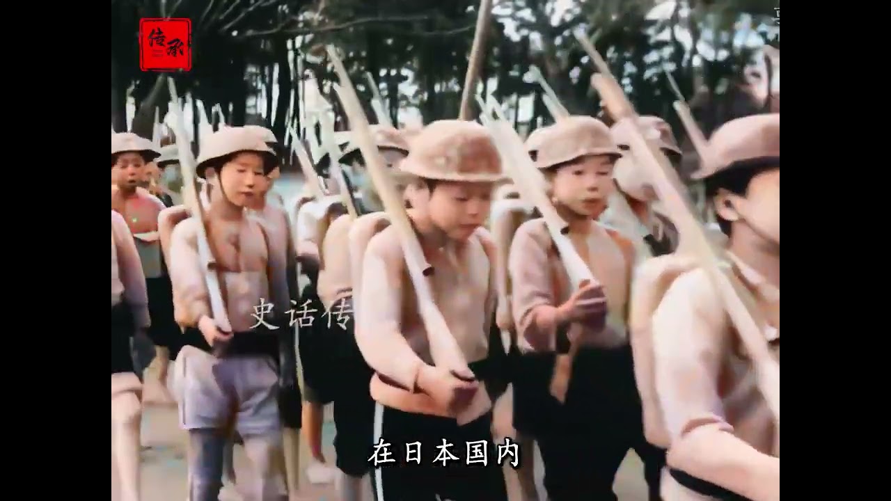 实拍1937年日本军民众狂热送战场景...像 #抗日战争 #历史影像 #勿忘国耻