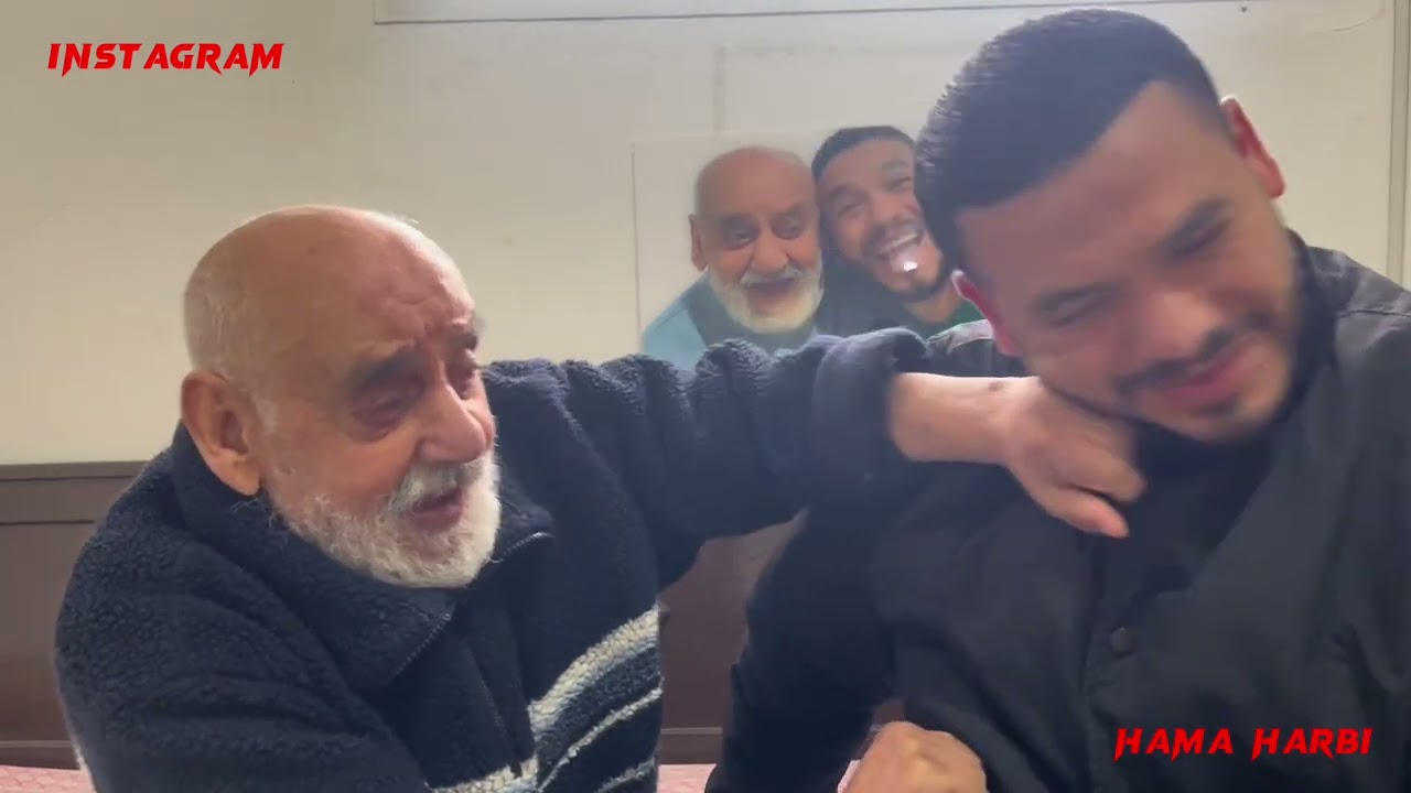 عندي كتاب يطلع لكنوز 😂