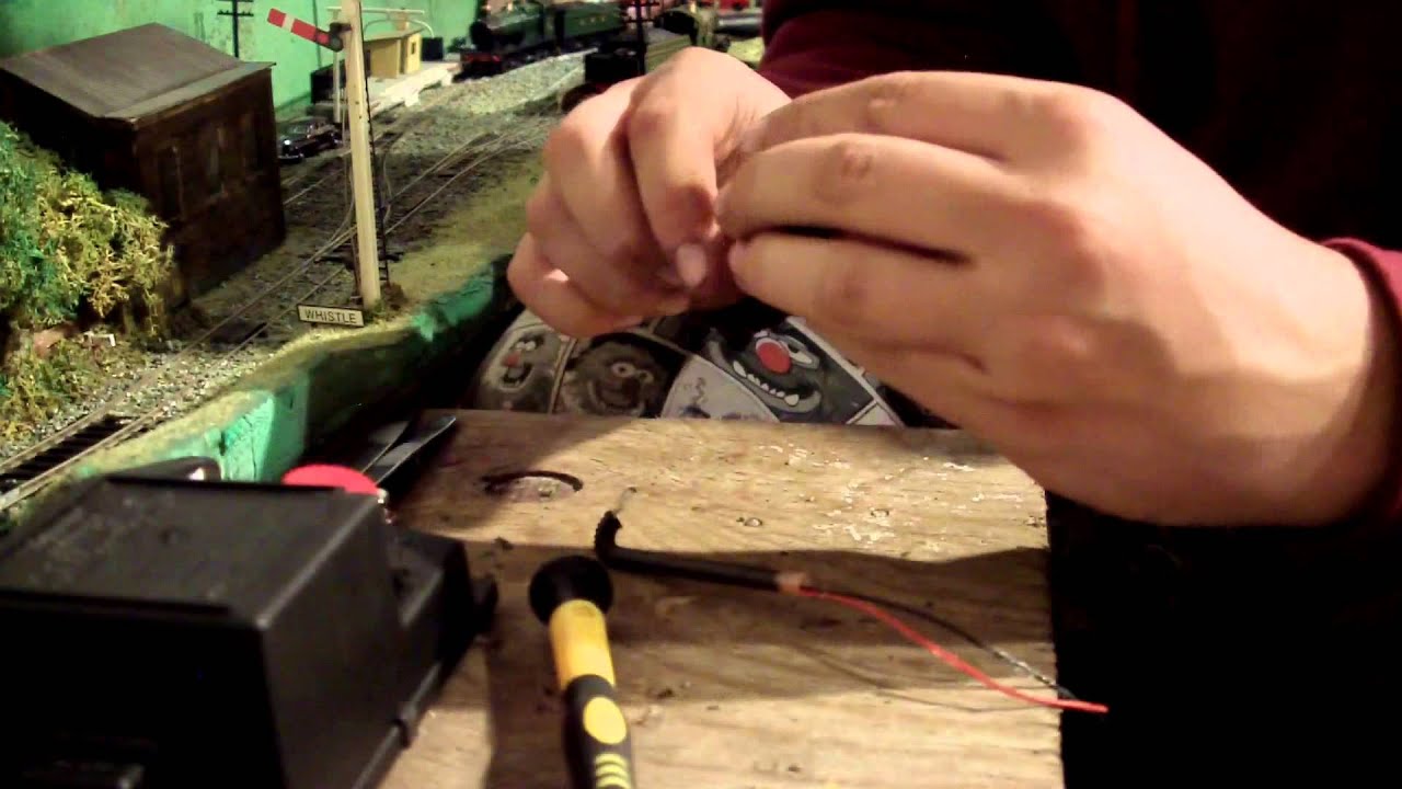 How To Make OO HO Gauge Lamp Posts For Model Railway Layout Quick and Cheap