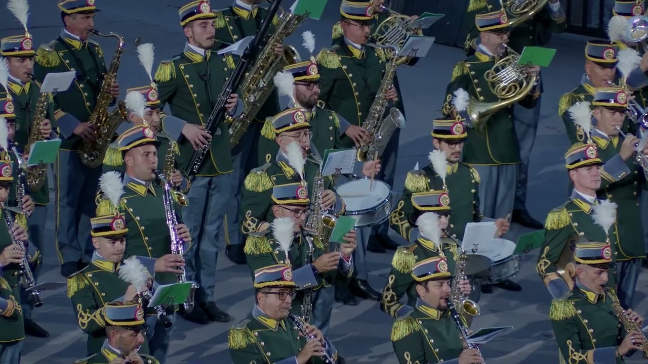 GUARDIA DI FINANZA VERONA - BANDA MUSICALE DEL CORPO E ATLETI DELLE FIAMME GIALLE