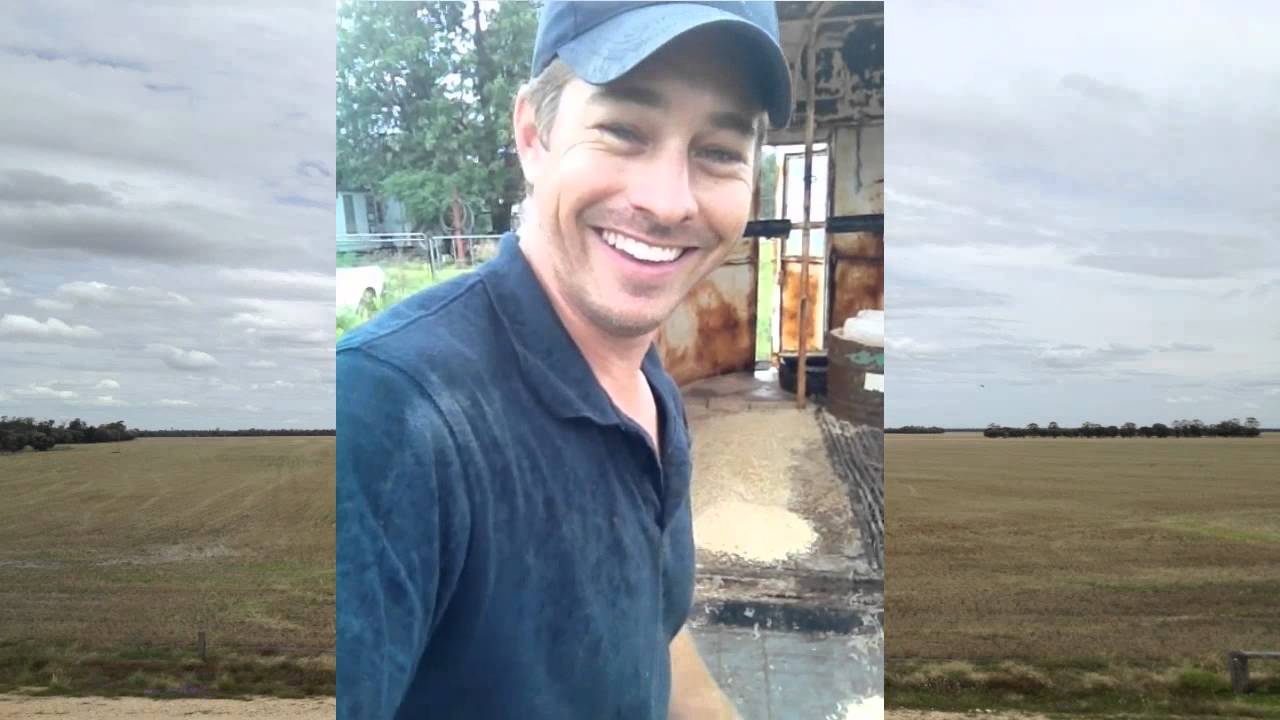 How to Get Reluctant Horse into Float - Farmer Dave -