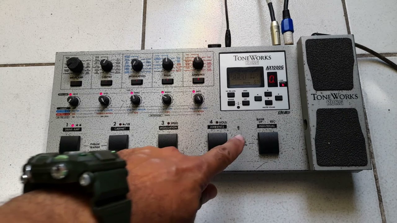 Wdson Calmon testando AX1000 KORG e Ibanez.