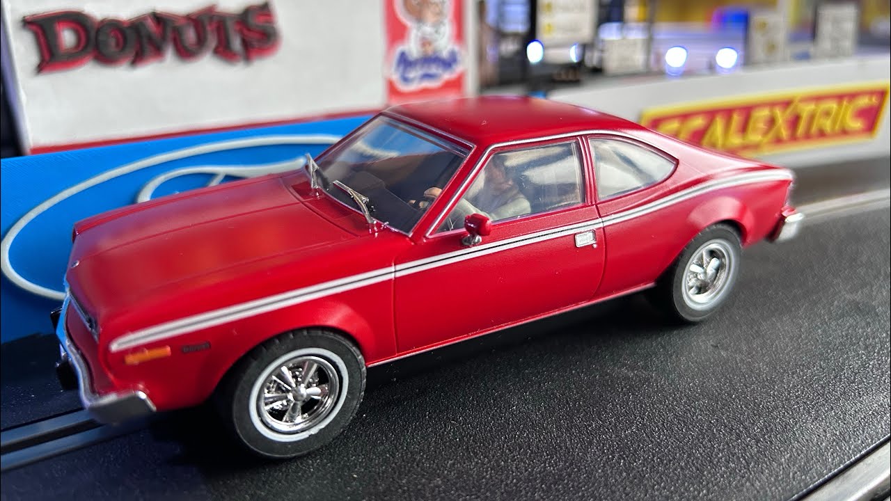 Scalextric AMC Hornet Review | James Bond “Man With The Golden Gun” | 10 Lap Leaderboard Run