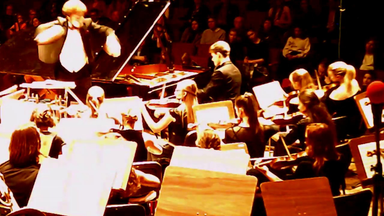 Jan Tabęcki - I.J.Paderewski - Piano Concerto in A minor op.17
