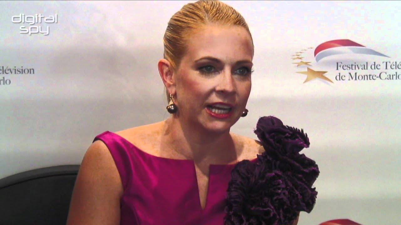 We ask Melissa Joan Hart Clarissa or Sabrina?