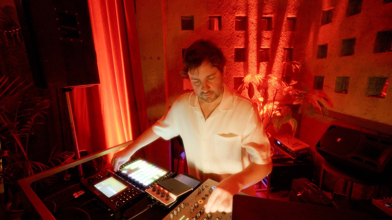 ALEJANDRO MOSSO