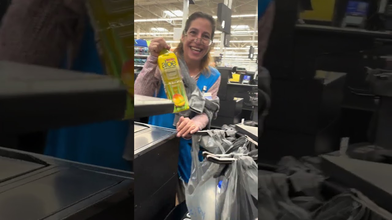 Покупки в Walmart, хорошее обслуживание клиентов.
