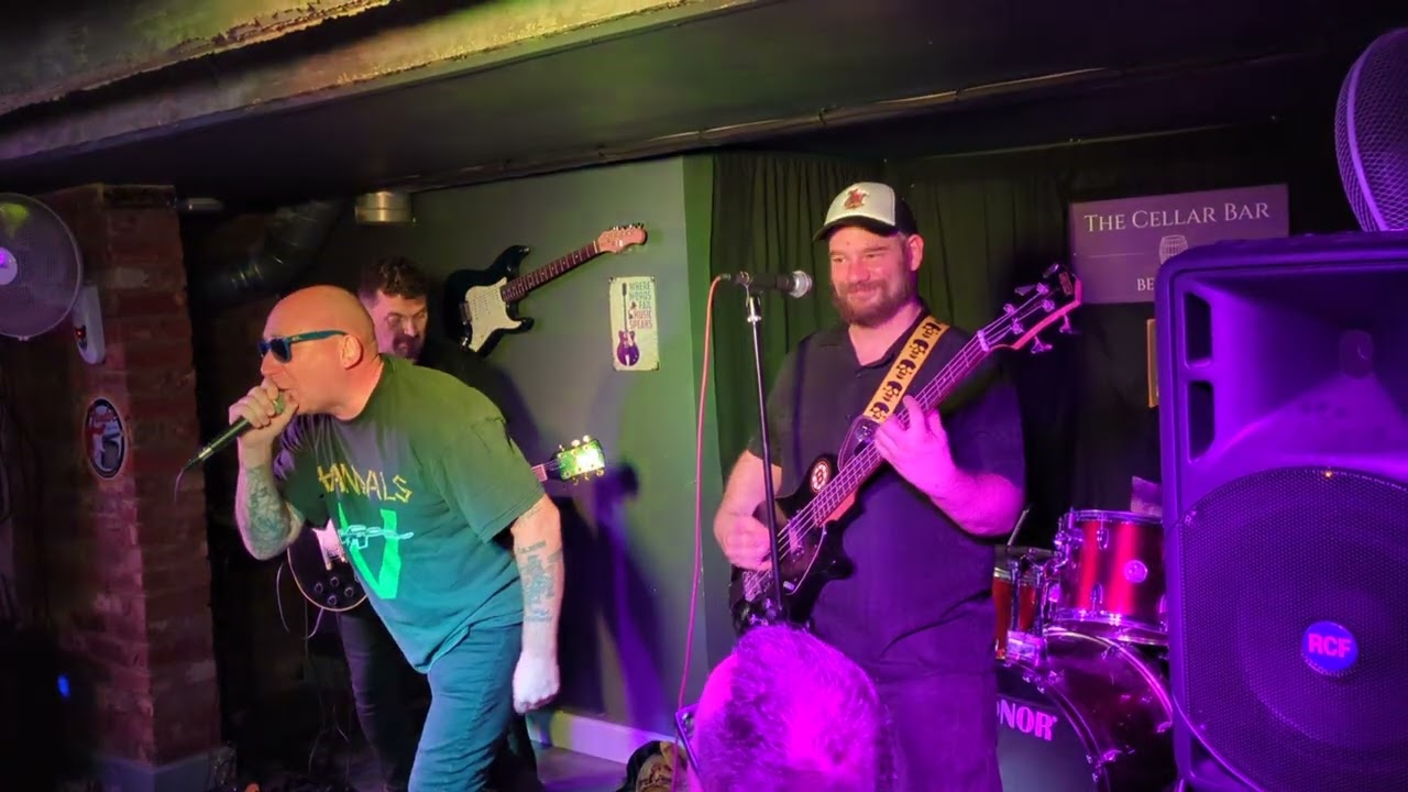 The Tendons ,  Lets get Pissed , Celler bar , 07/10/2023