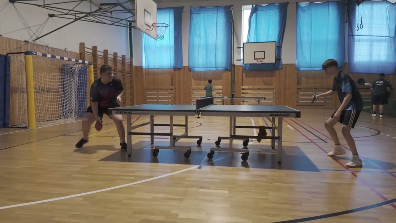 Học tập pha đánh đẹp , của người Việt , vận động viên nước bạn ( Slovakia )