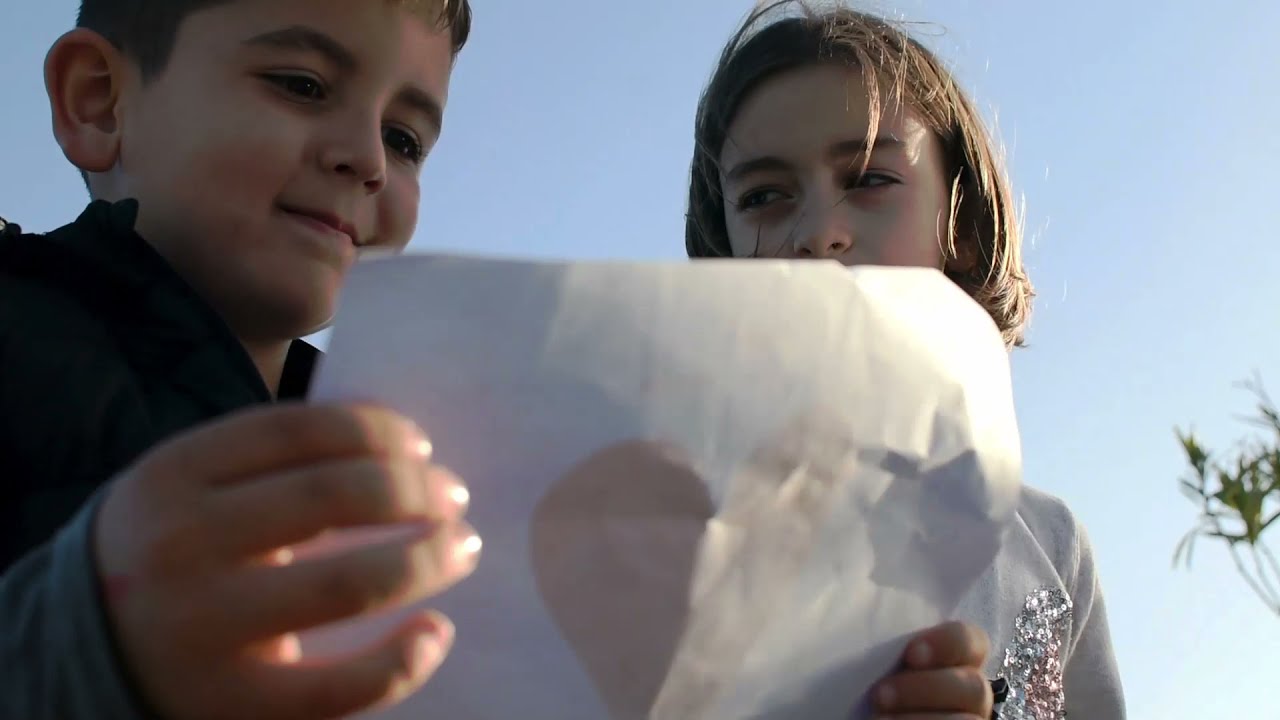 Κούπες - Μη με λησμόνει (Official Video)