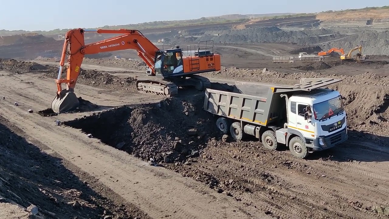 Hitachi Zaxis 670H Loading Volvo & Eicher Trucks II