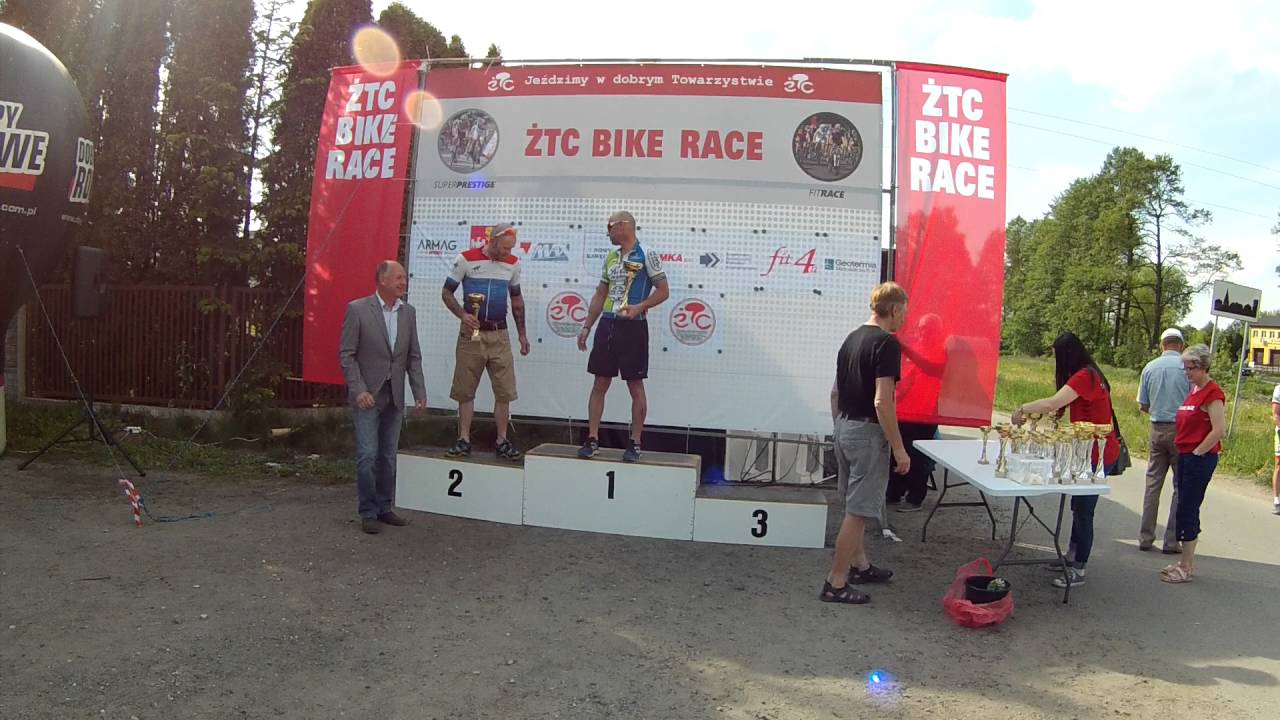 Kolarstwo Masters PL ŻTC NOWY KAWĘCZYN 22.05.2016 Dekoracja RED