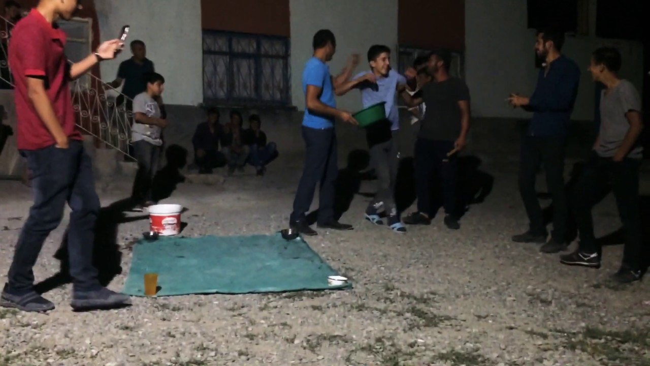 Sivas Güney Köyü Düğünde Kurban Kesme Oyunu