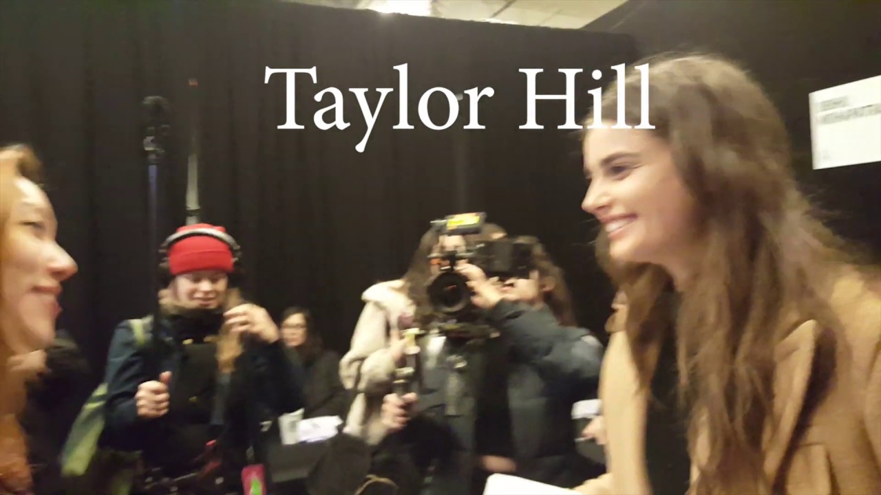 Backstage New York Fashion Week