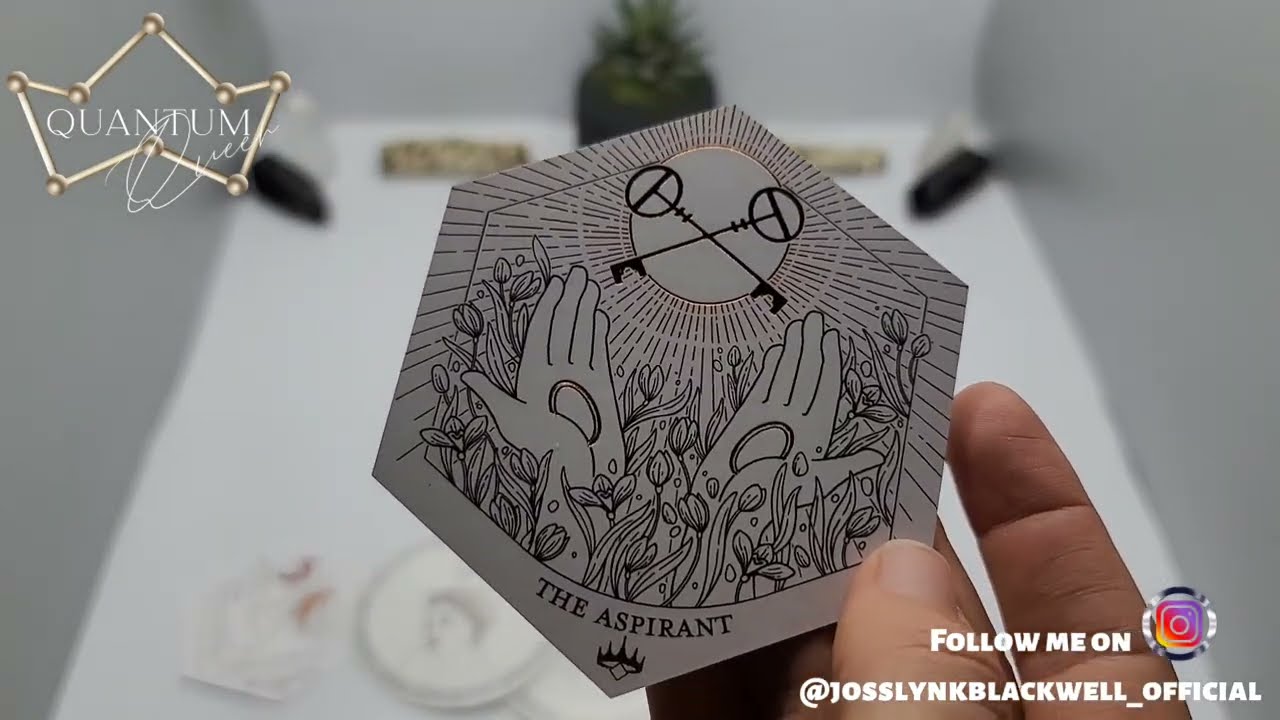 Capricorn - Someone is very curious what you are up to - Quantum Tarotscope