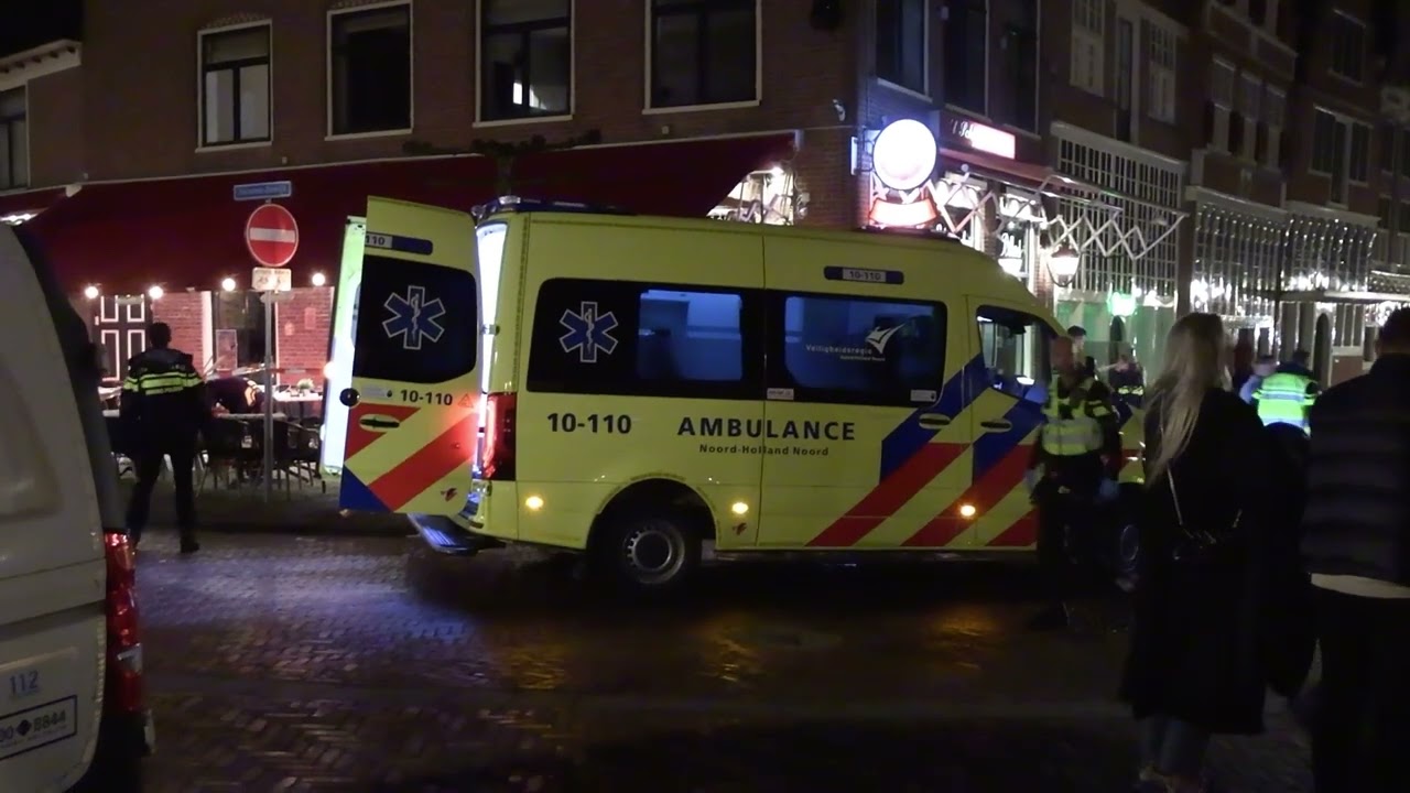 Steekpartij na grote vechtpartij in Hoorn, politie grijpt in