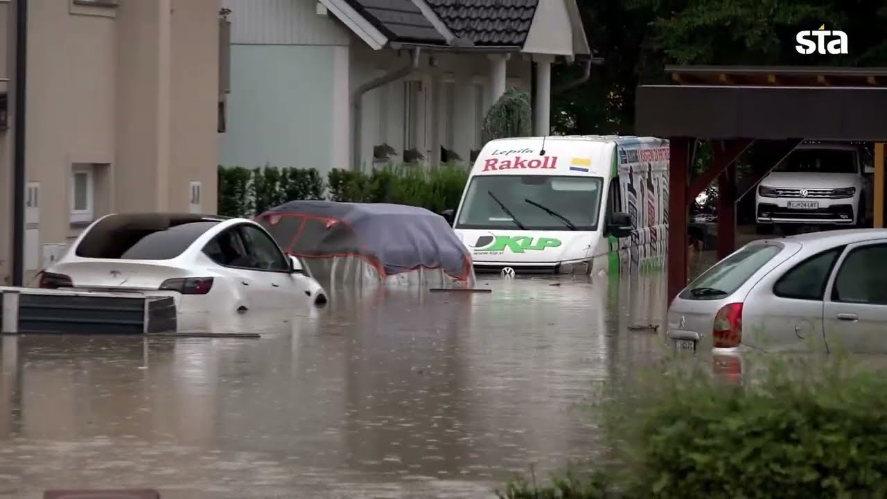 Slovenijo zajele poplave