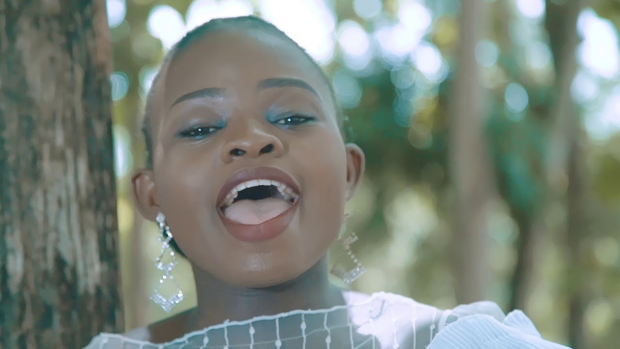 Sioni haya Kwa Bwana - Tuponile Alexander(Official Video)