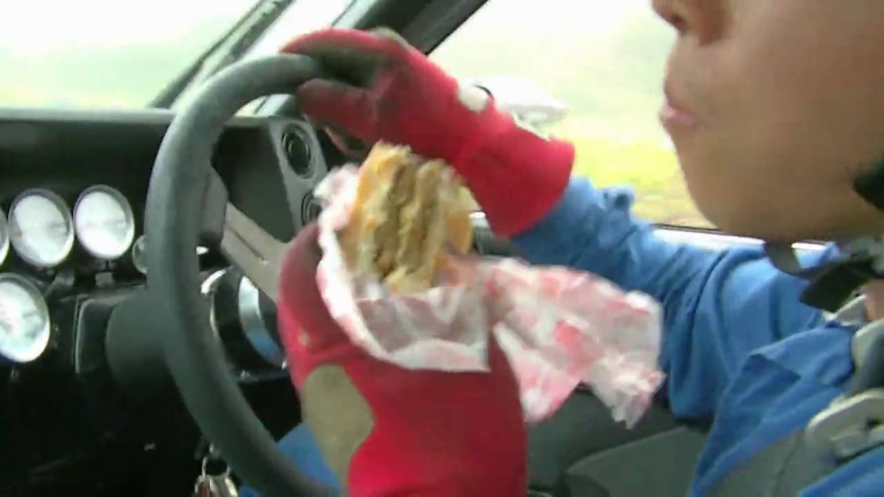 マクドナルド食べながらドリフト Drift AE86