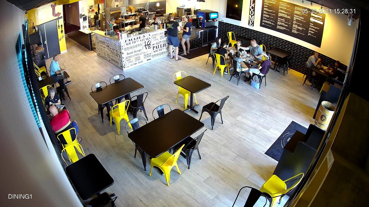 Raw video: Car crashes into Las Vegas restaurant