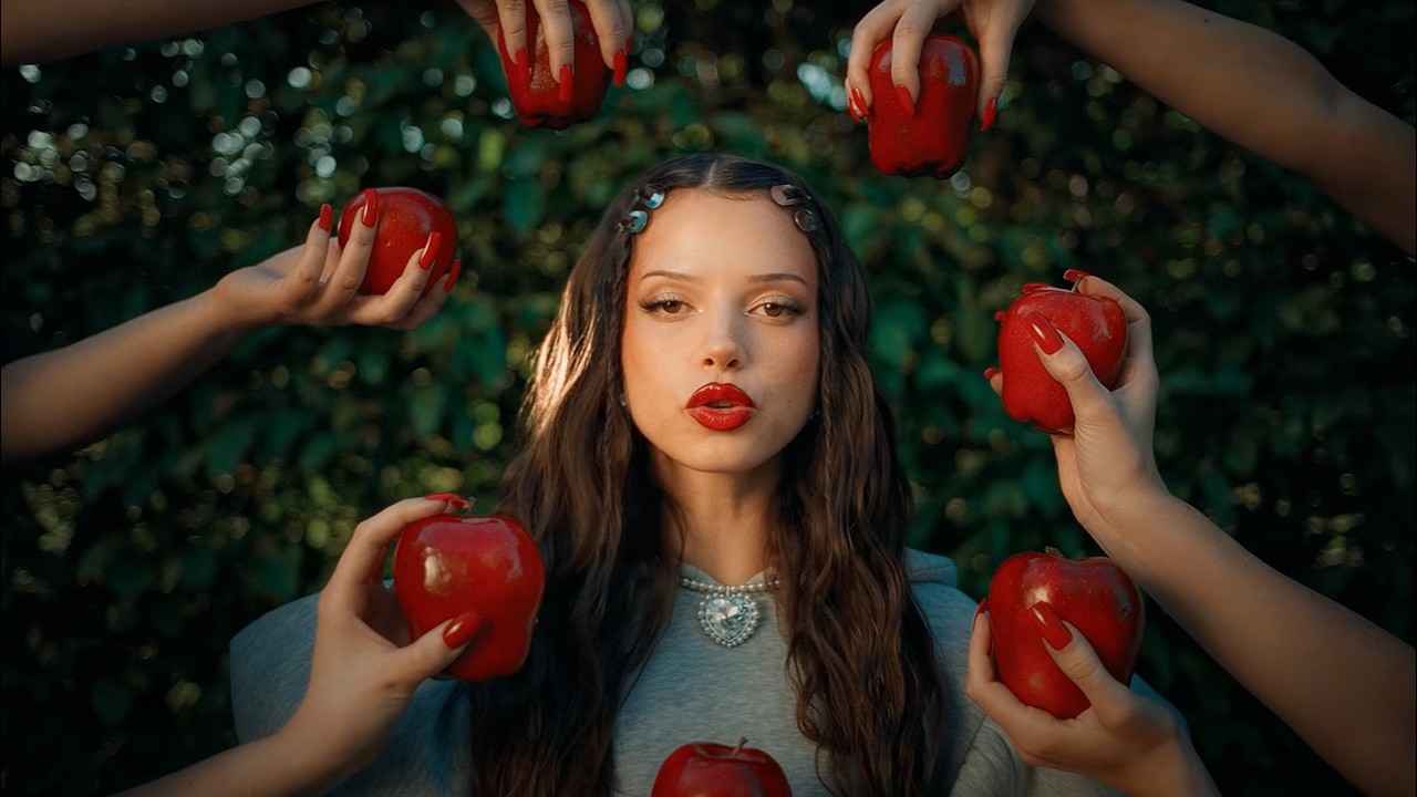 Nina Chuba - Wenn das Liebe ist (Official Music Video)