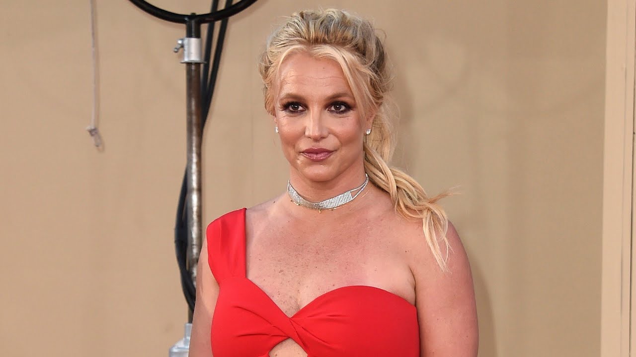 Britney Spears trafia na odwyk po obejrzeniu &bdquo;niekomfortowego&rdquo; nagrania z klapsami w pośladki