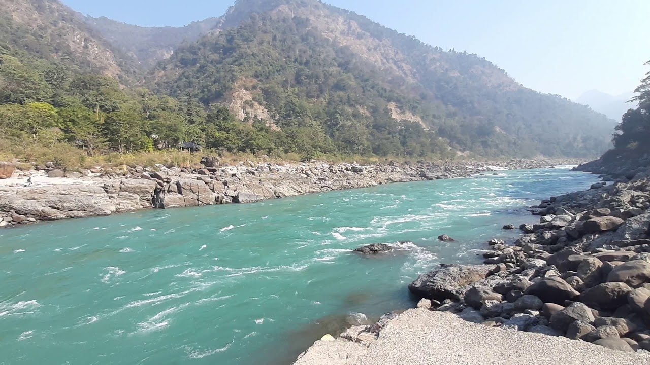 Ganga River Flow in Rishikesh|| Roaring Beautiful and Sophisticated|| Bridge