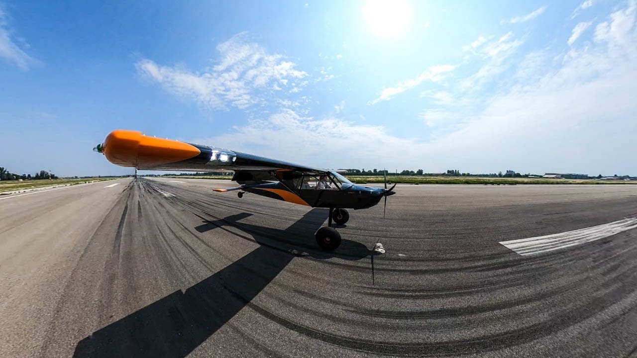 Groppo Trail / Touch and go at Parma Airport / With ATC / 4K