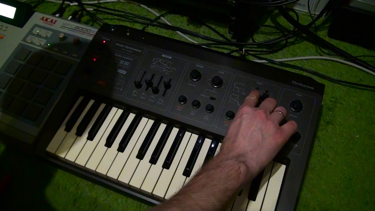 Technics SY 1010 demo