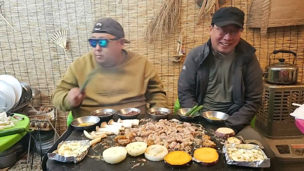 돌판에 구워 먹는 고소한 [소곱창 구이]