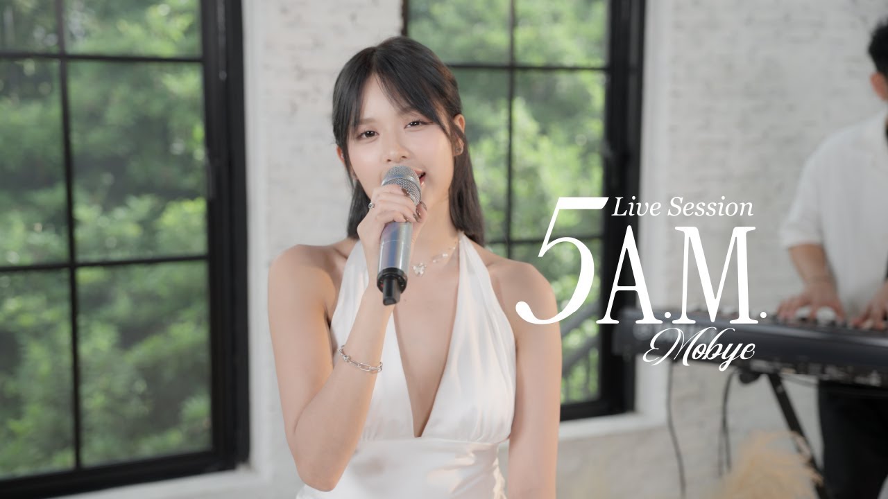 MOBYE - 5 A.M. [Live Session]